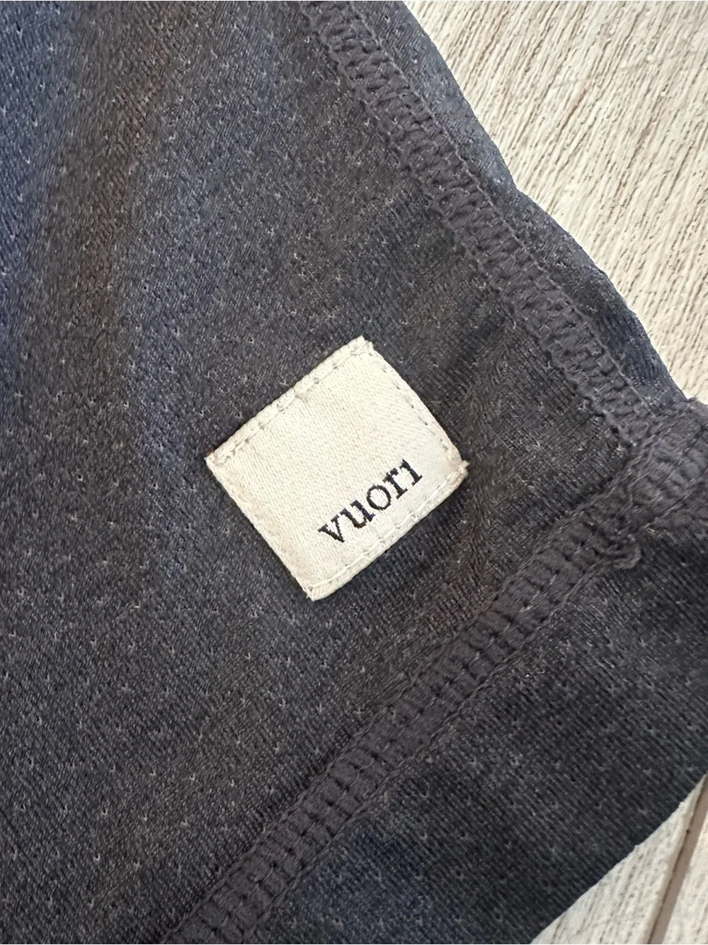 Vuori Short Sleeve Tee Black - Picture 8 of 8